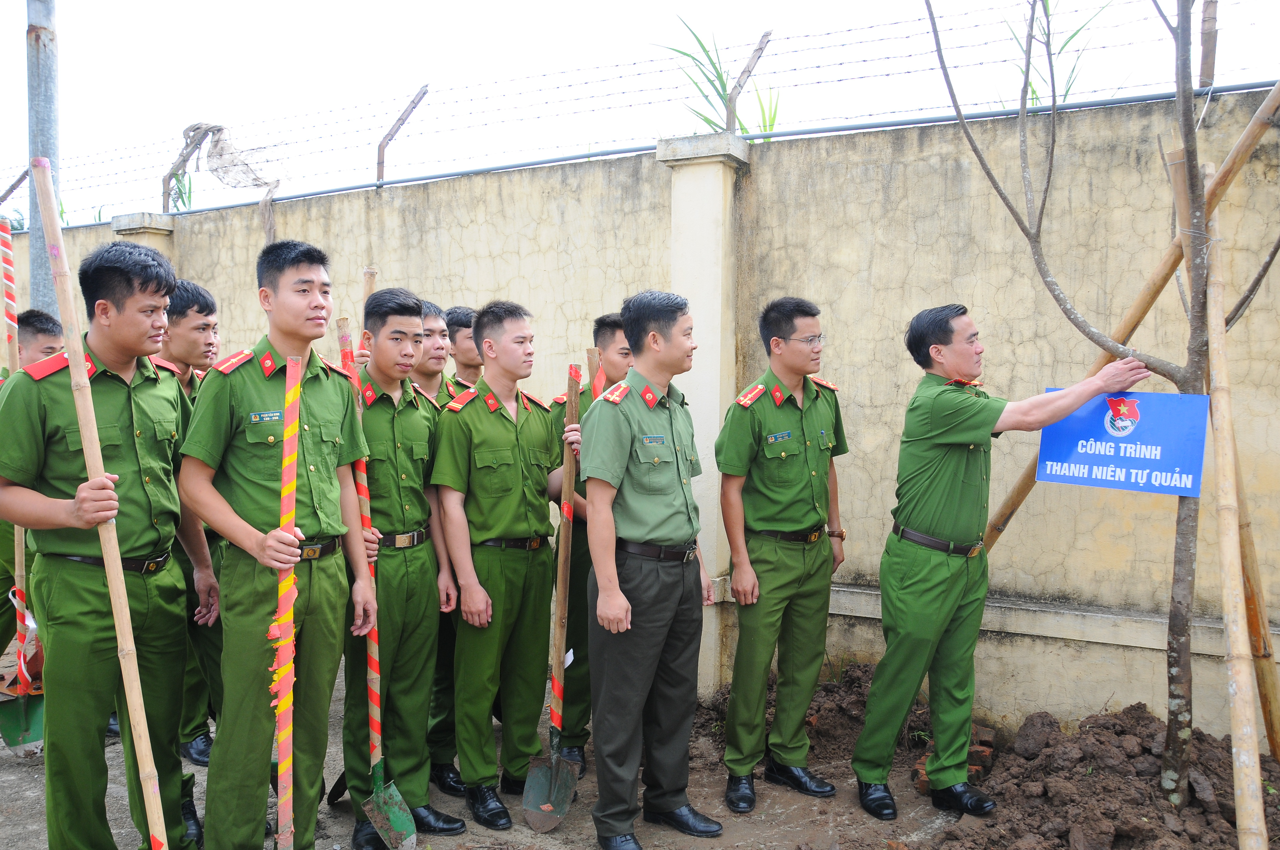 Đoàn cơ sở Phòng Cảnh sát thi hành án hình sự và hỗ trợ tư pháp: Xung kích vì cộng đồng